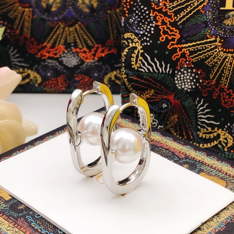 chr1st1an D10r earrings